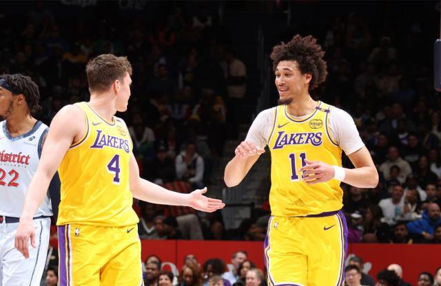 华体会体育hth-湖人利好！浓眉替身砍两双崛起，新援轰21+4闪耀