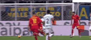 hth华体育官网-【意甲】姆希塔良、劳塔罗建功 国际米兰2比0莱切